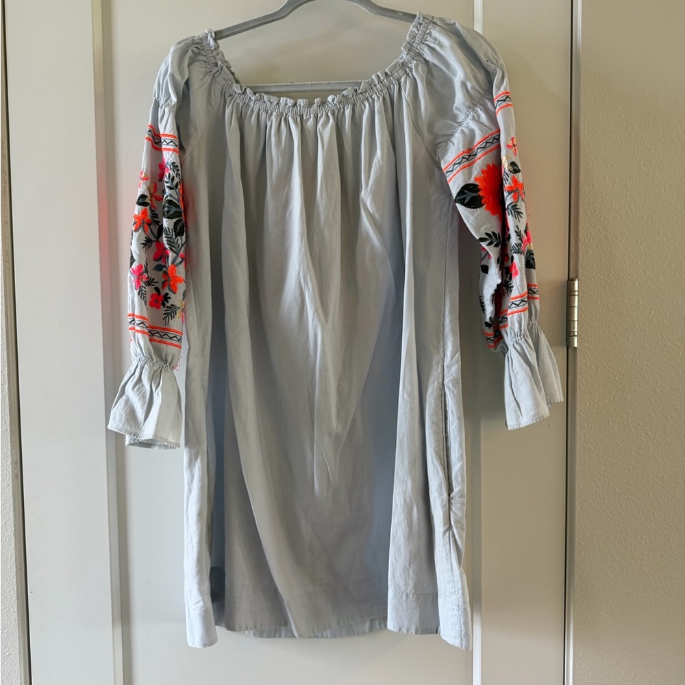 Free People Gray Embroidered Off Shoulder Mini Dress Bell Sleeve M - Picture 2 of 5